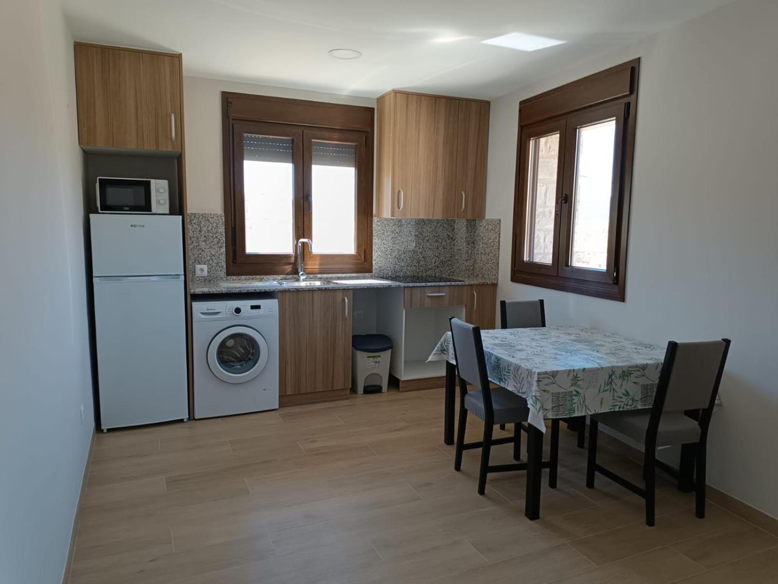 Apartamentos De Turismo Rural La Rocha Fortanete Dış mekan fotoğraf